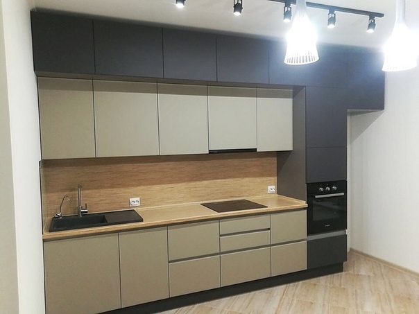 Белый кухонный гарнитур-Кухня МДФ в ПВХ «Модель 99»-фото1